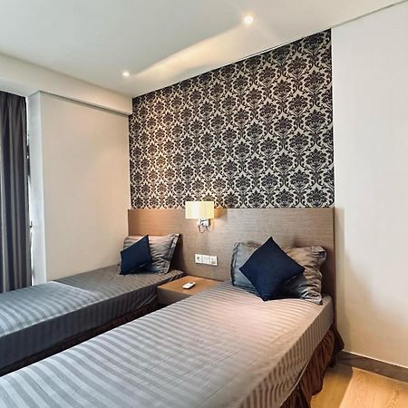 The H Tower Rasuna Suites Kuningan Jakarta By Villaloka Buitenkant foto