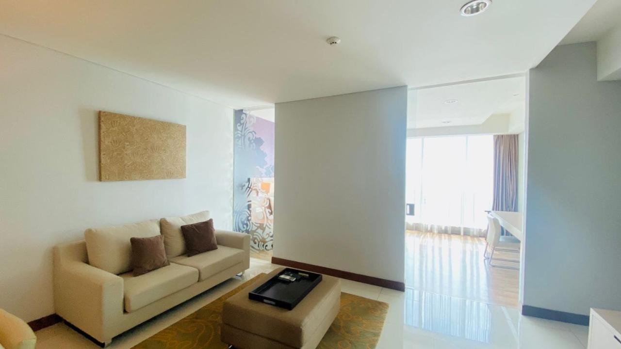 The H Tower Rasuna Suites Kuningan Jakarta By Villaloka Buitenkant foto