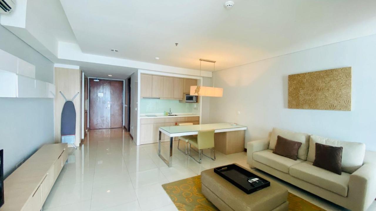 The H Tower Rasuna Suites Kuningan Jakarta By Villaloka Buitenkant foto