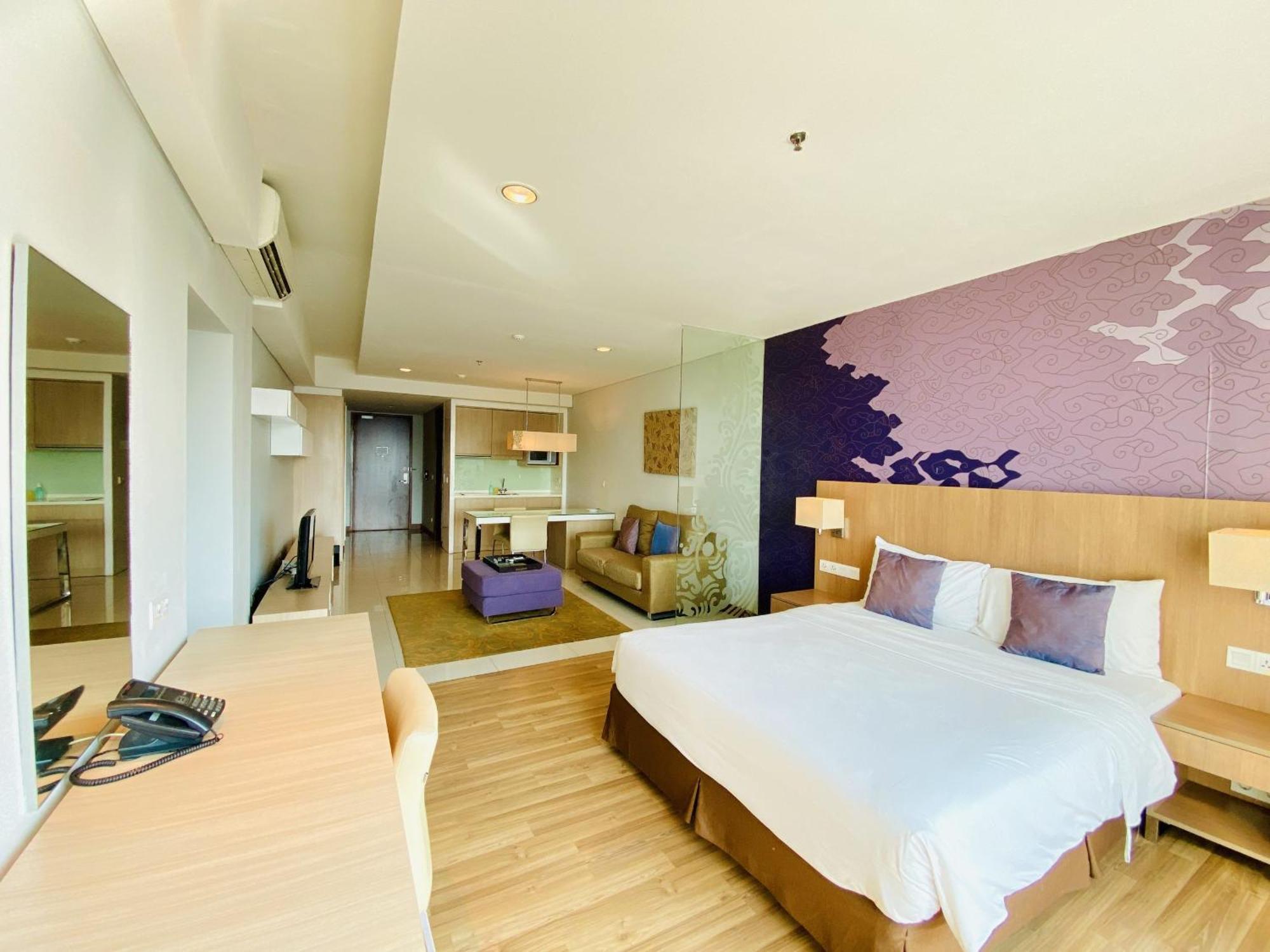The H Tower Rasuna Suites Kuningan Jakarta By Villaloka Buitenkant foto