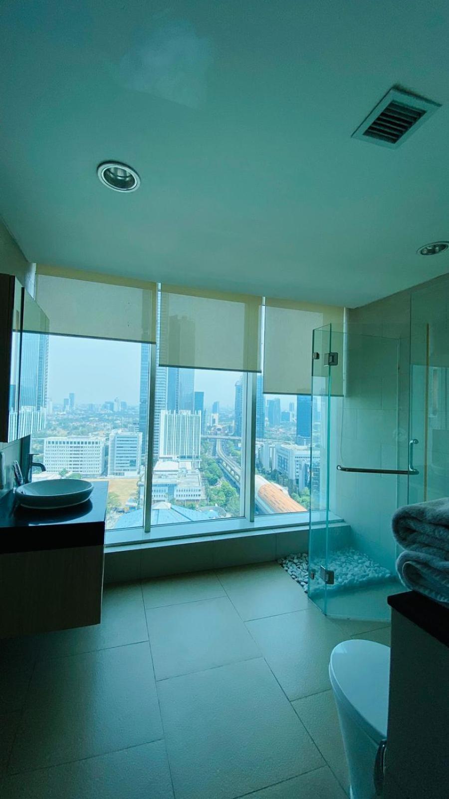 The H Tower Rasuna Suites Kuningan Jakarta By Villaloka Buitenkant foto