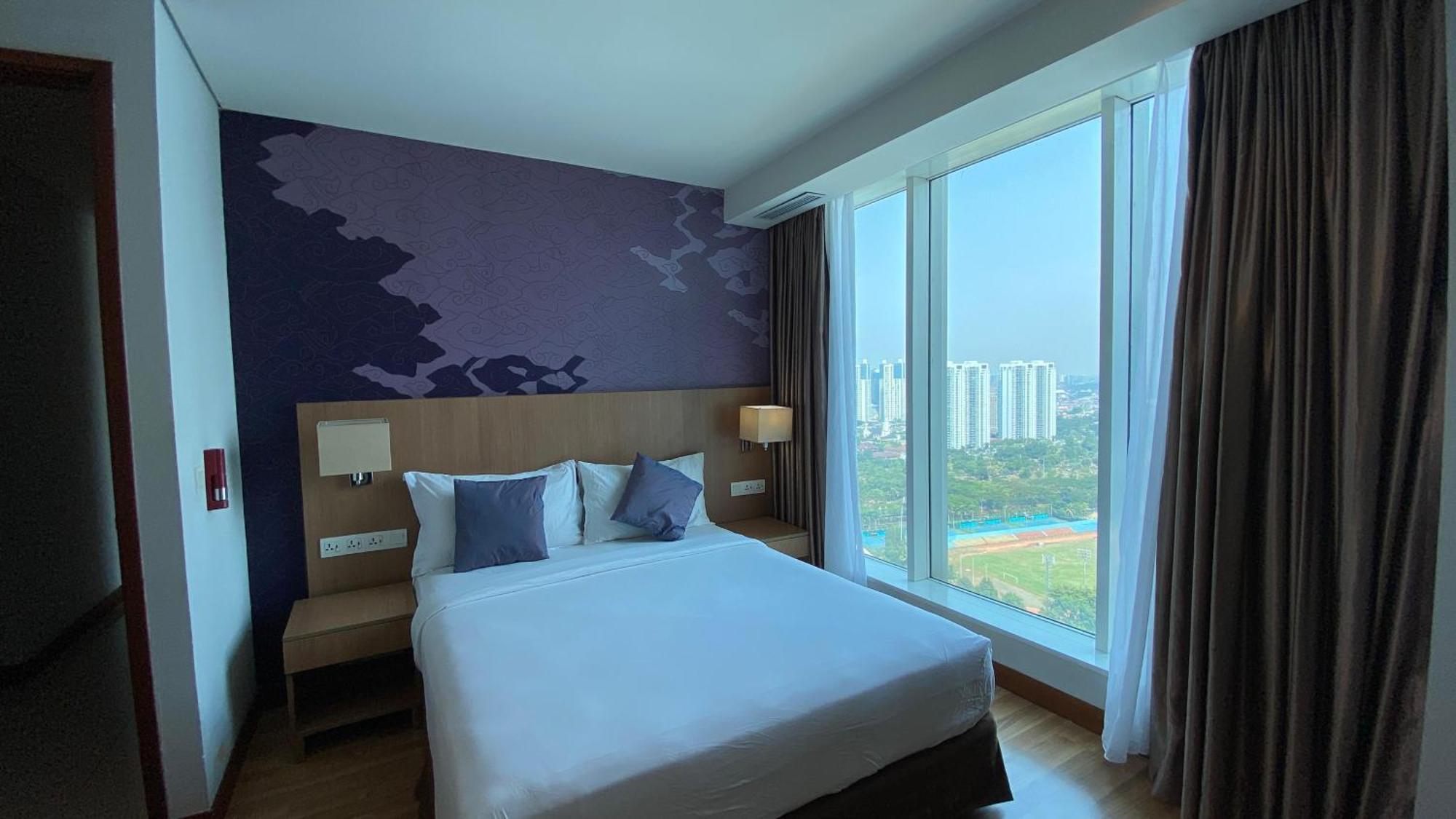 The H Tower Rasuna Suites Kuningan Jakarta By Villaloka Buitenkant foto