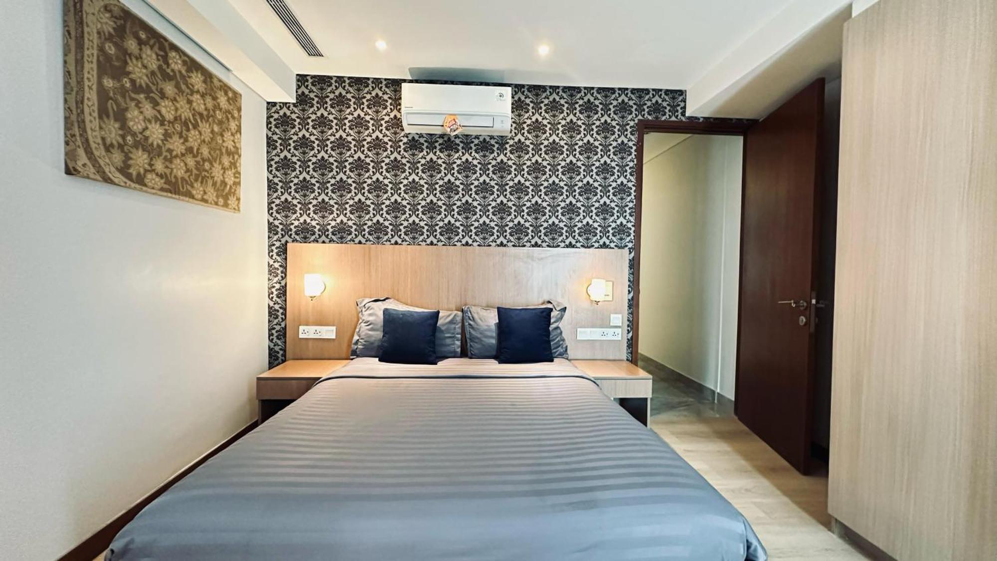 The H Tower Rasuna Suites Kuningan Jakarta By Villaloka Buitenkant foto