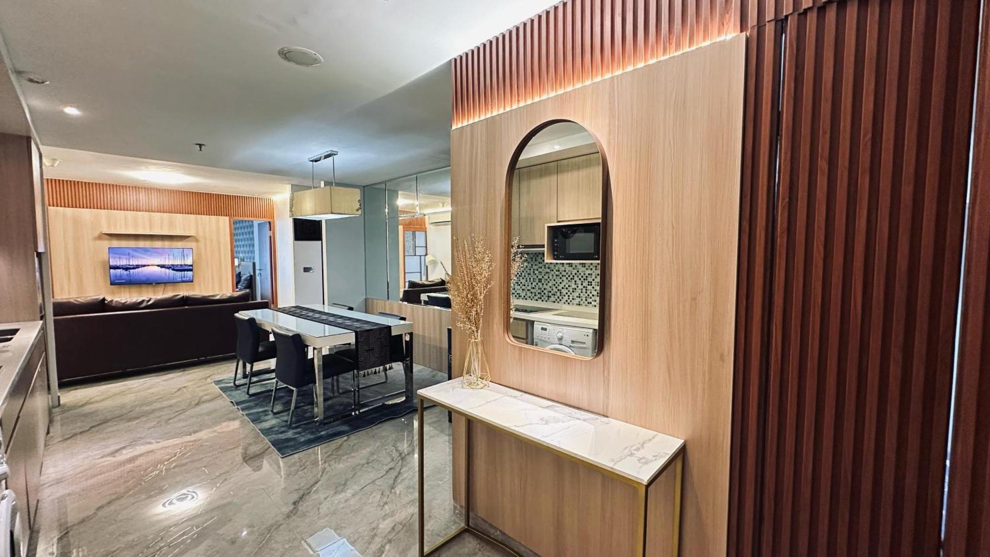 The H Tower Rasuna Suites Kuningan Jakarta By Villaloka Buitenkant foto
