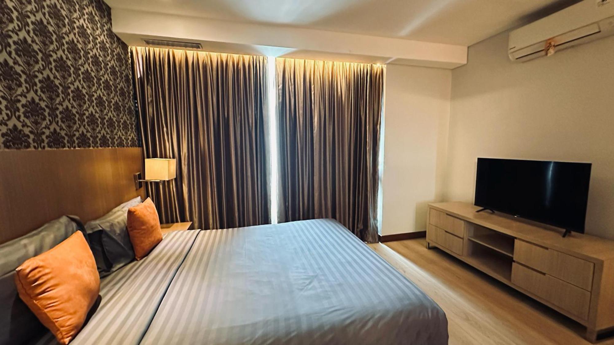 The H Tower Rasuna Suites Kuningan Jakarta By Villaloka Buitenkant foto